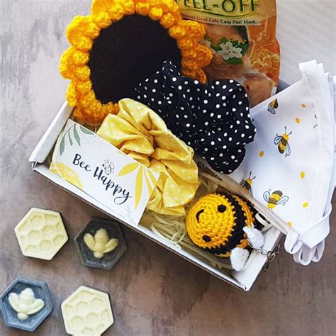 honeyybeebby|honey bee baby gifts.